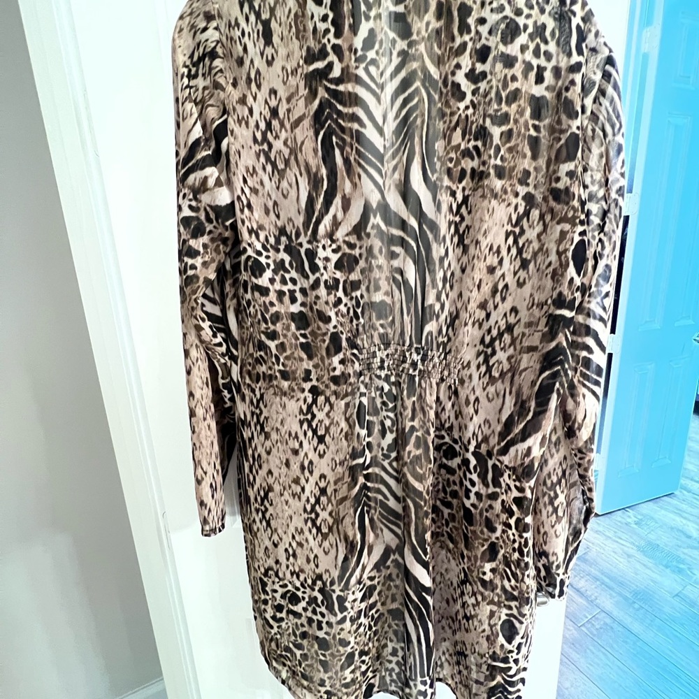 Dana Buchanan Size Medium